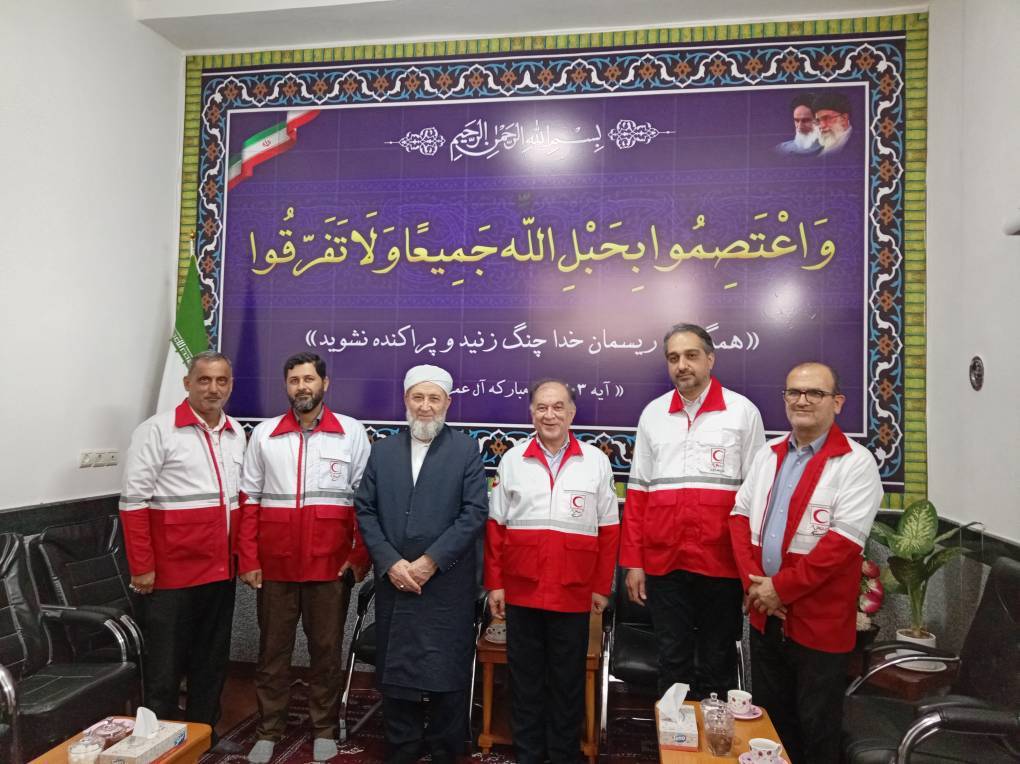 دیدار مدیرعامل هلالاحمر گلستان و نماینده رئیس جمعیت هلالاحمر کشور با نماینده مردم گلستان در مجلس خبرگان رهبری