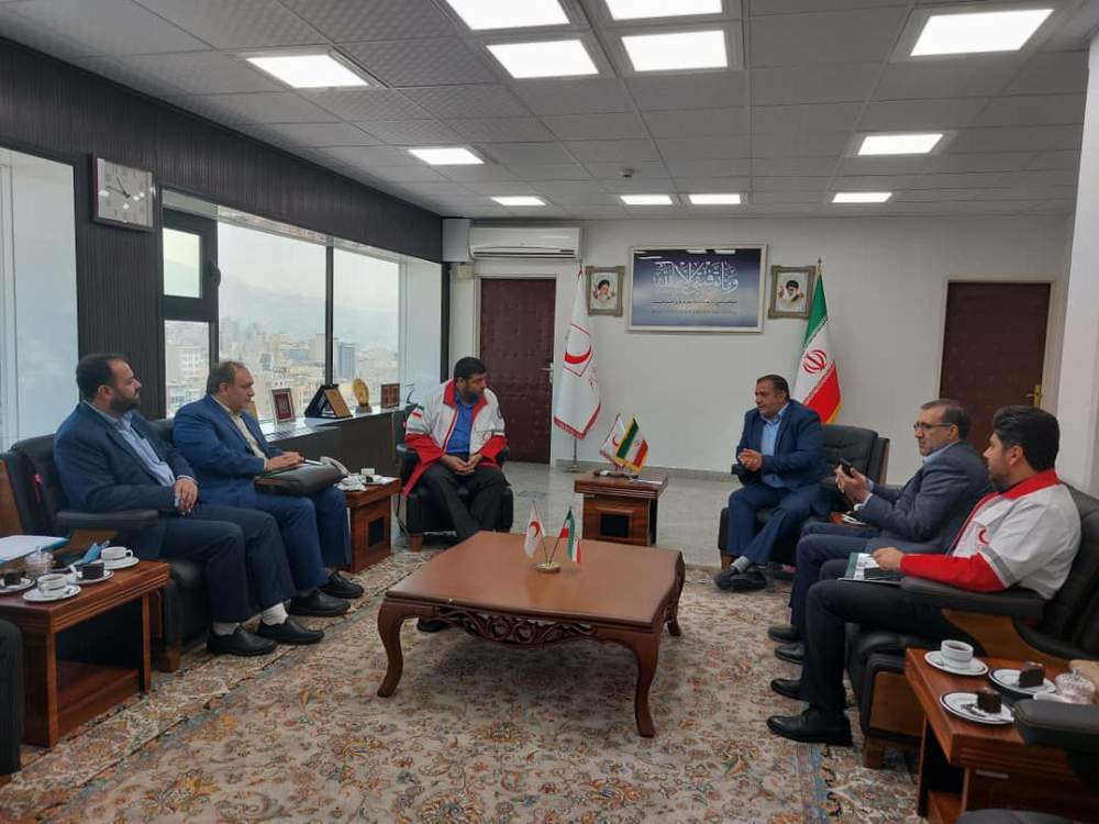 پیگیری تجهیز فیزیوتراپی هلال احمر کلاله و روند راه اندازی هلال احمر گالیکش در دیدار نماینده شرق استان با رئیس هلال احمر کشور