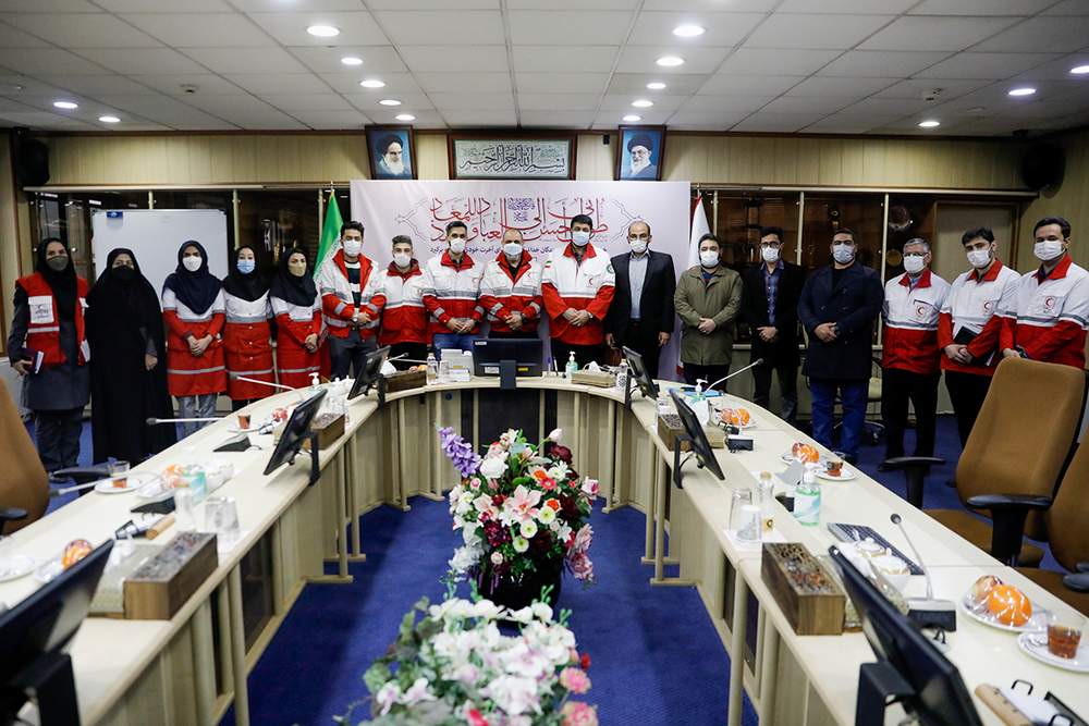 خدمت صادقانه، قوی و بی منت اصول کار امدادگران هلال احمر است